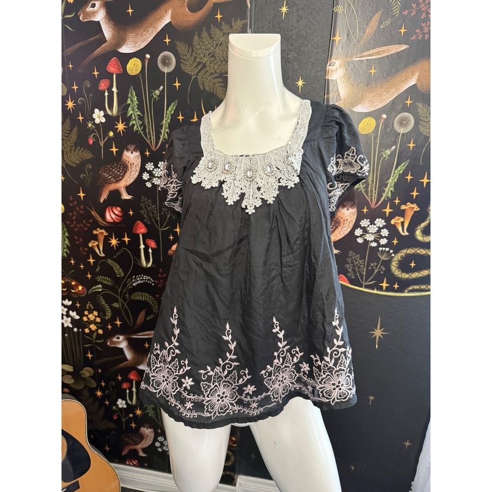 Hazel‎ Black Embroidered Babydoll Blouse Silver Lace Crystal Collar Top Small